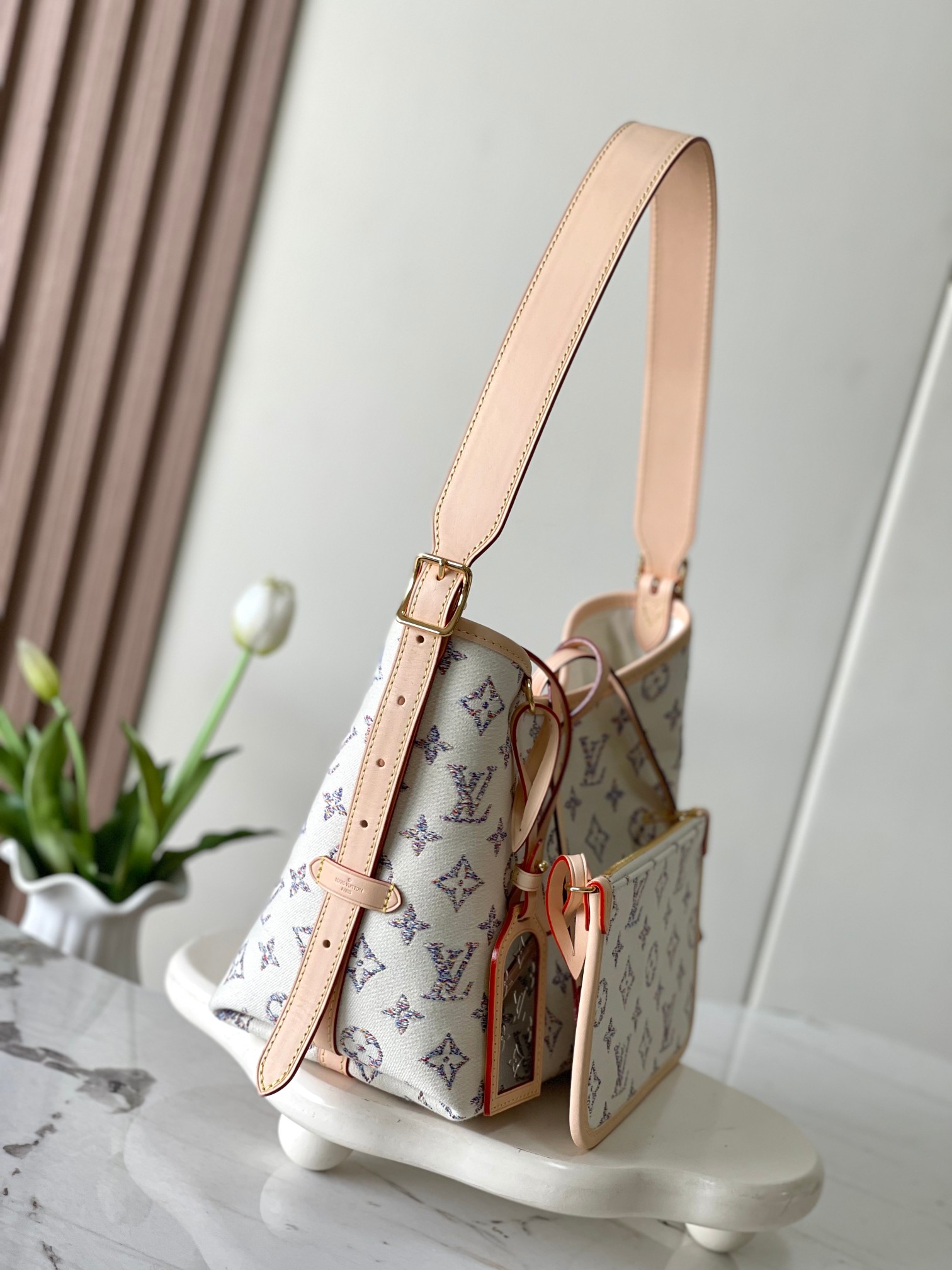 Louis Vuitton Shopping Bags